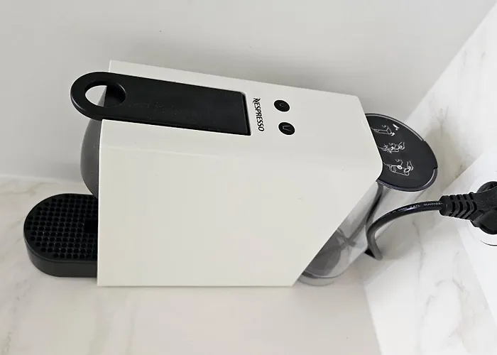 Deux Pièces Cosy, Front De Mer, Terrasse Et 2 Sdb Antibes