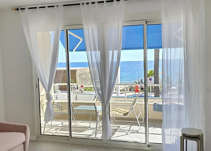 Deux Pièces Cosy, Front De Mer, Terrasse Et 2 Sdb