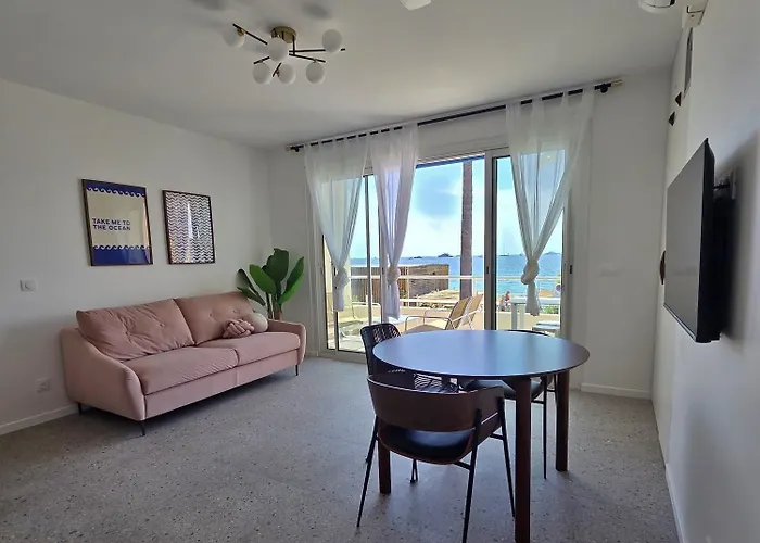 Deux Pièces Cosy, Front De Mer, Terrasse Et 2 Sdb *