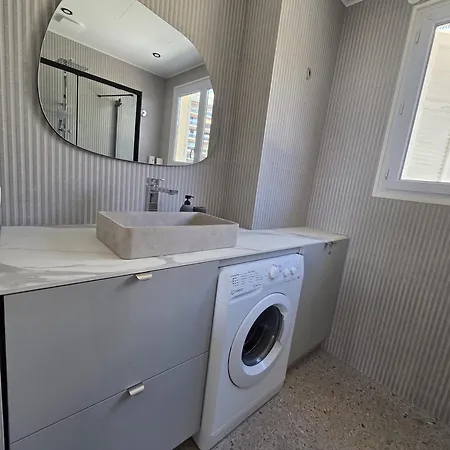 Deux Pieces Cosy, Front De Mer, Terrasse Et 2 Sdb Αντίμπ